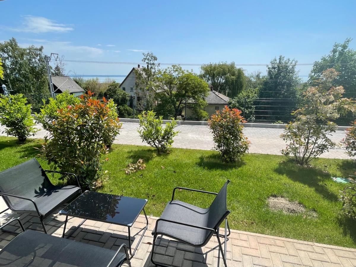 Panorama Superior Apartments - Pool, Garden, Parking Balatonalmádi Exterior foto