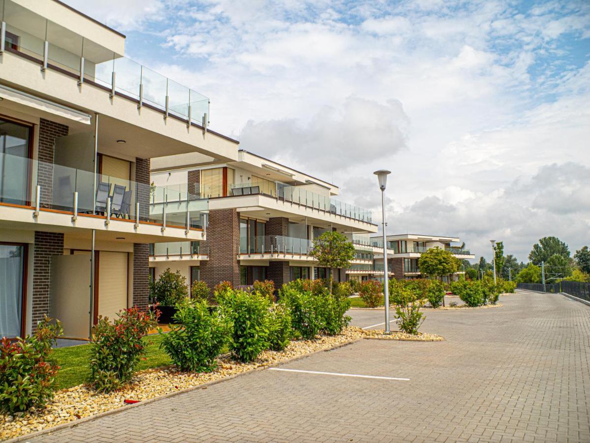 Panorama Superior Apartments - Pool, Garden, Parking Balatonalmádi Exterior foto