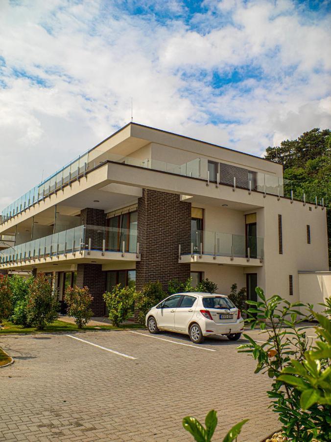 Panorama Superior Apartments - Pool, Garden, Parking Balatonalmádi Exterior foto
